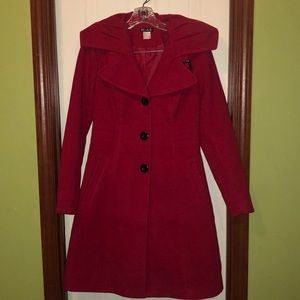Red Venus coat